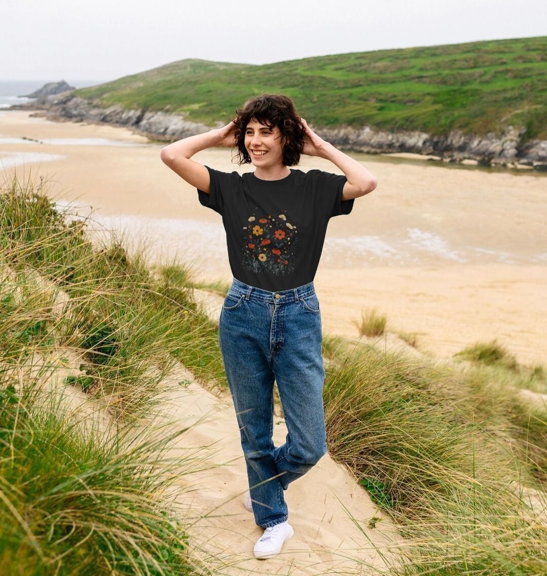Minimalist Meadows | Certified Organic Cotton T-shirt | Women